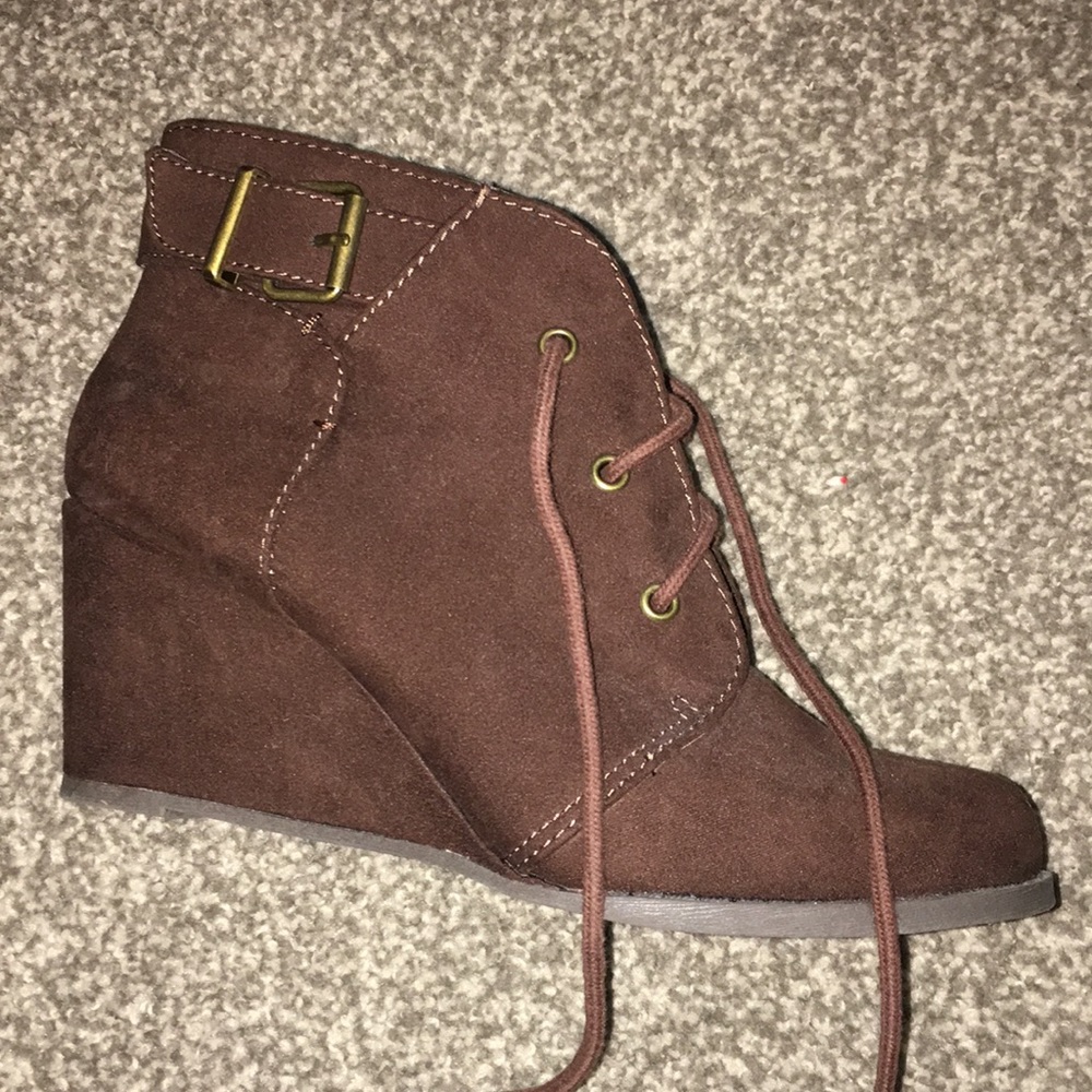 brown laceup booties